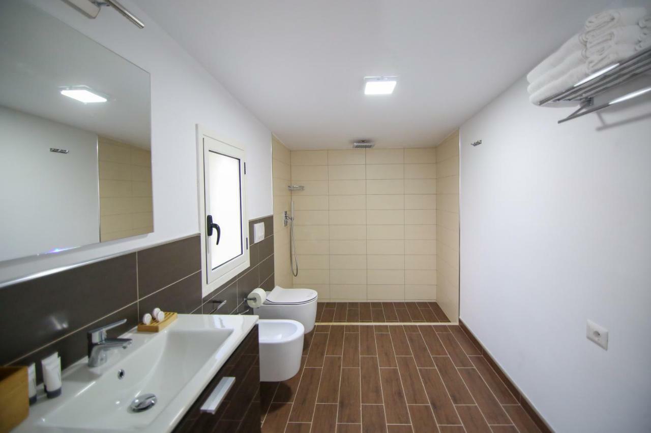 Vila Kristi Pensjonat Dhërmi